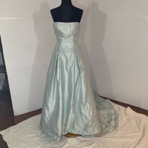 St Pucci powder blue gown size 10